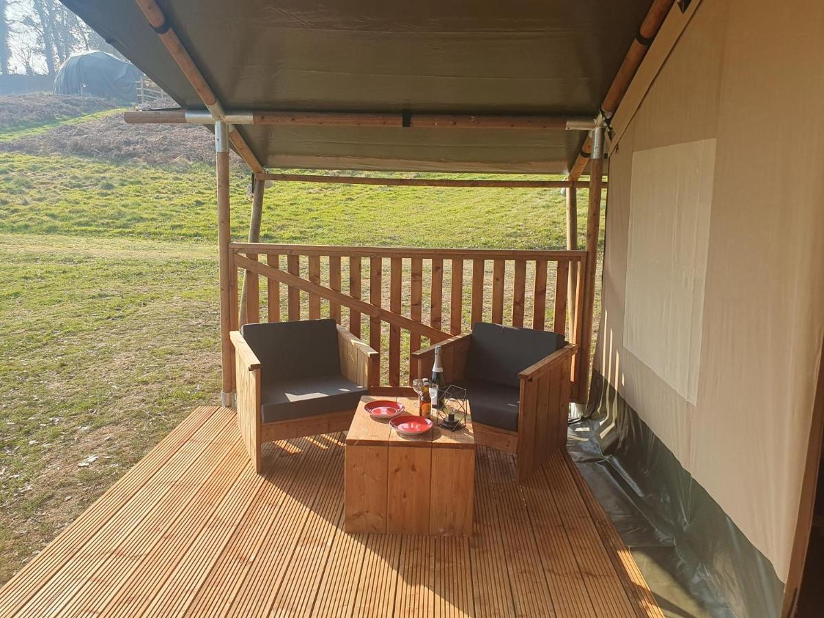 Luxury Safari Tents At Moulin Du Pommier Glamping & Camping Saulgond Exterior foto