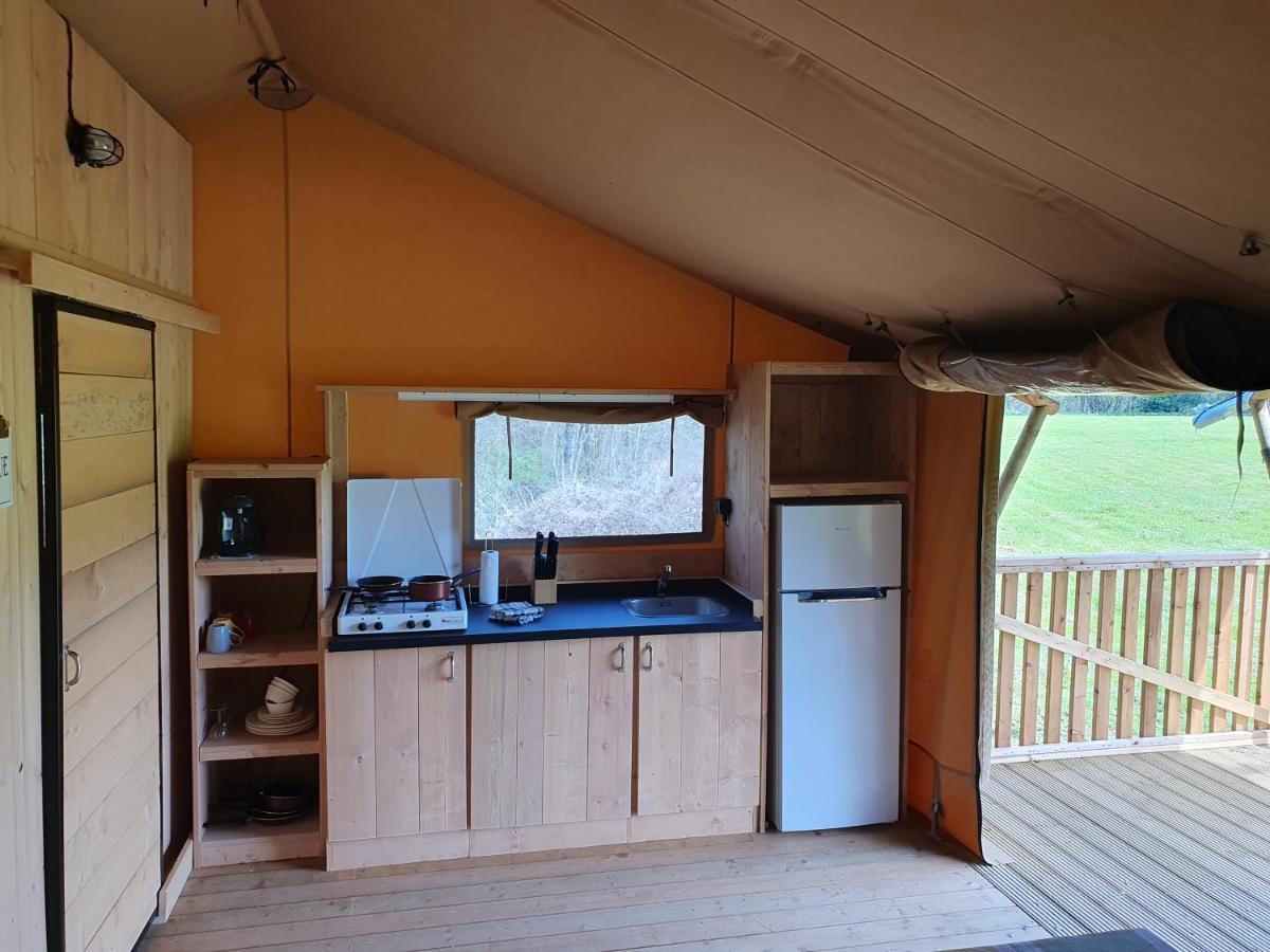 Luxury Safari Tents At Moulin Du Pommier Glamping & Camping Saulgond Exterior foto