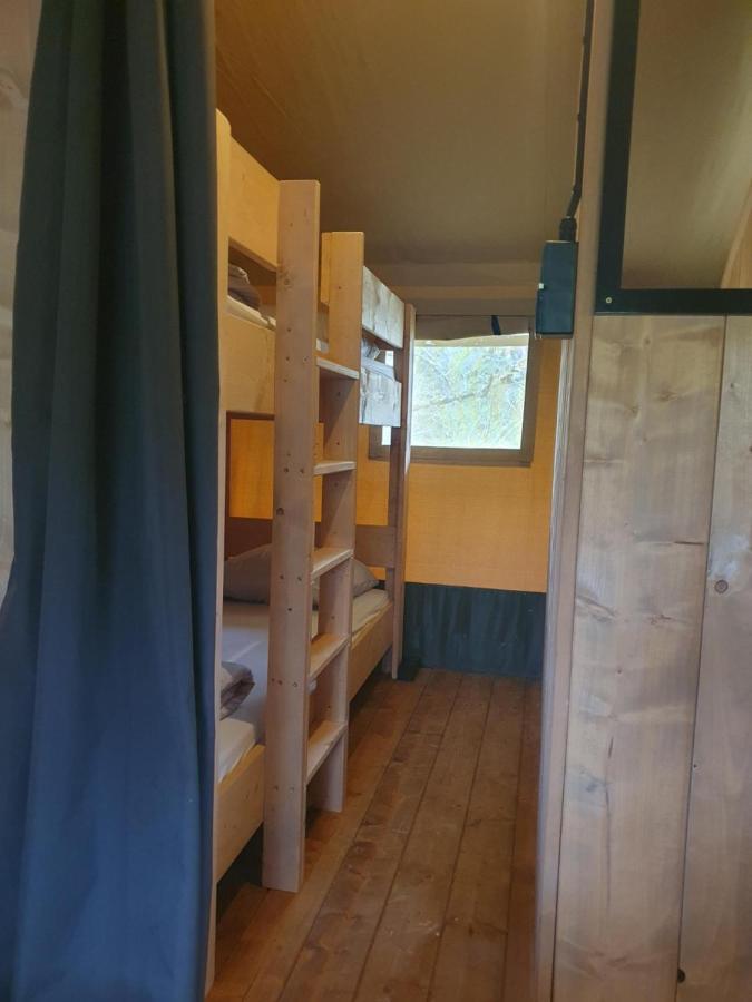 Luxury Safari Tents At Moulin Du Pommier Glamping & Camping Saulgond Exterior foto